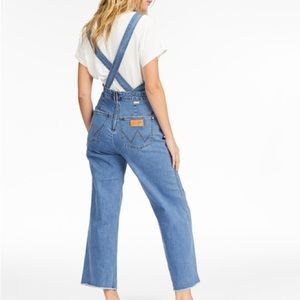 Billabong x Wranglers Women’s dark wash denim overalls